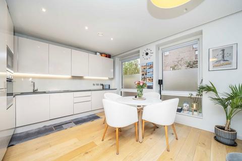 2 bedroom flat for sale, Durham Wharf Drive, Brentford TW8