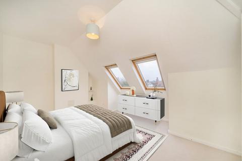 3 bedroom house to rent, Laurel Road, London SW20