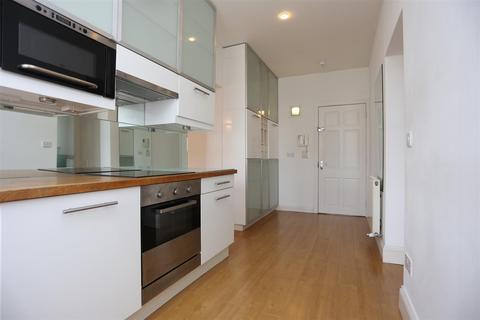 2 bedroom flat to rent, St Aubyns, Hove