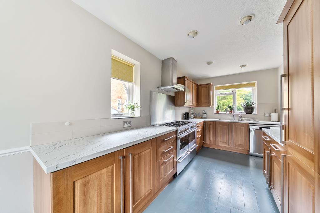 Kitchen/Dining Area