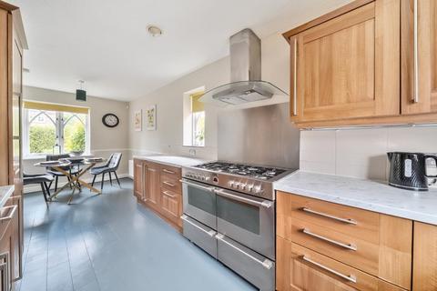4 bedroom detached house to rent, Saturn Croft,  Berkshire,  RG42