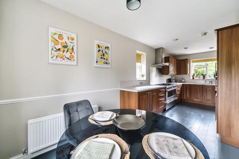 4 bedroom detached house to rent, Saturn Croft,  Berkshire,  RG42