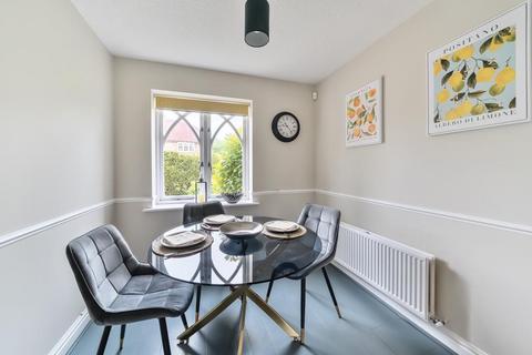 4 bedroom detached house to rent, Saturn Croft,  Berkshire,  RG42
