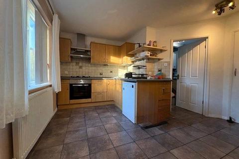 3 bedroom detached house to rent, Herons Way, Wokingham, RG40