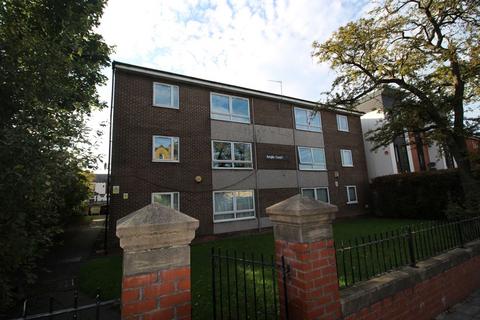 2 bedroom flat to rent, Marton Road, Middlesbrough TS4