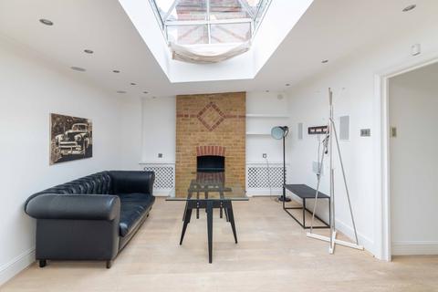 2 bedroom flat to rent, North End Road, Fulham, London, SW6