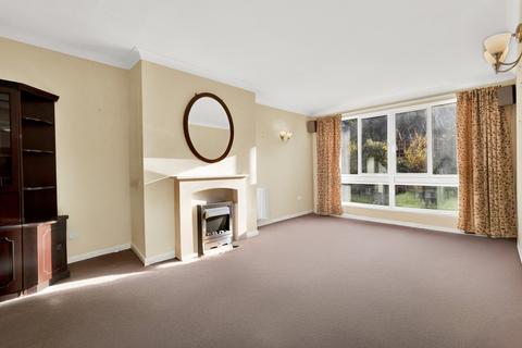 2 bedroom apartment to rent, Mullings Court, Cirencester, Gloucestershire, GL7