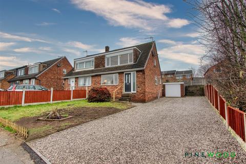 Brearley Avenue, Chesterfield S43