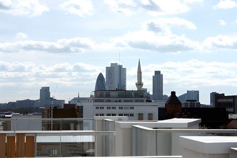 2 bedroom apartment for sale, Kingsland Road, E8