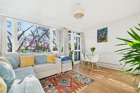1 bedroom apartment for sale, Pagoda Gardens, London SE3