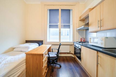 Studio to rent, Cromwell Road, South Kensington, London, SW7