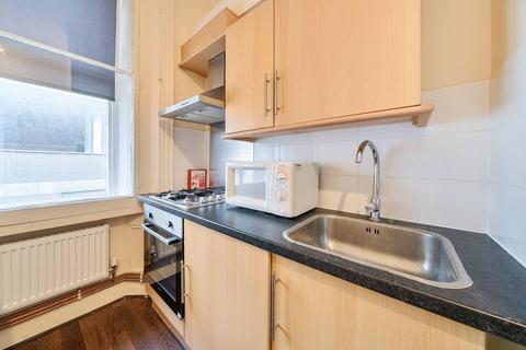 Studio to rent, Cromwell Road, South Kensington, London, SW7