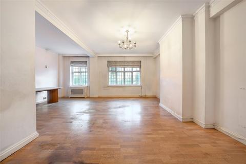 4 bedroom apartment for sale, Wellington Court, 55-67 Wellington Road, St John's Wood, London, NW8