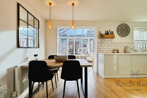 4 bedroom detached house for sale, Honeywood Avenue, Preston PR5
