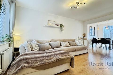 4 bedroom detached house for sale, Honeywood Avenue, Preston PR5