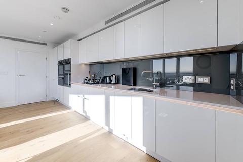 2 bedroom flat to rent, Lombard Wharf, Battersea, London, SW11