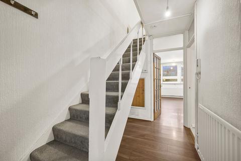2 bedroom apartment to rent, Putney Hill, Putney SW15