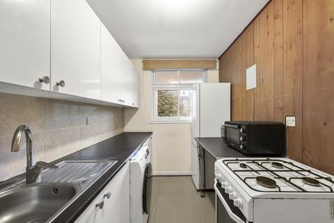 2 bedroom apartment to rent, Putney Hill, Putney SW15