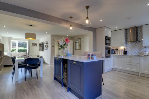 3 bedroom semi-detached house for sale, Earl Howe Road, High Wycombe HP15