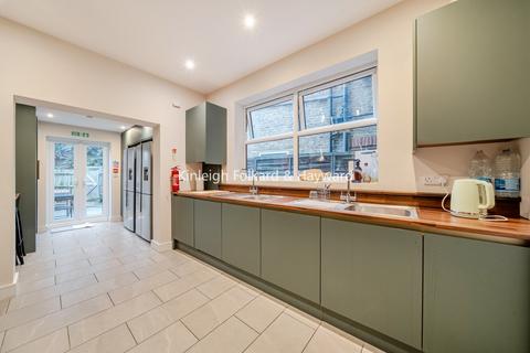 undefined, Valetta Road, London, W3