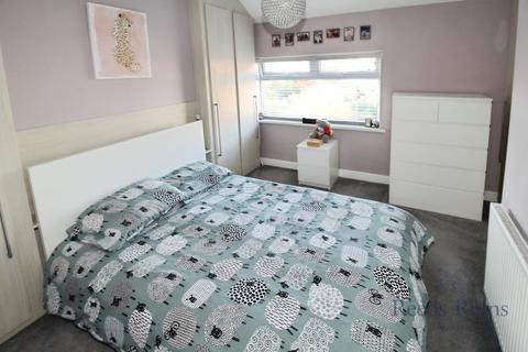 2 bedroom terraced house for sale, Park Square, Wakefield WF3
