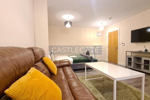 1 bedroom flat to rent, Westgate Apartments, Huddersfield, HD1 1AB