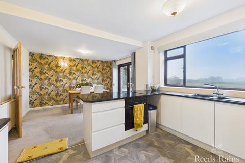 4 bedroom detached house for sale, Mainside, Stockton-on-Tees TS21