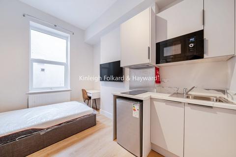Property to rent, Uxbridge Road, London, W12