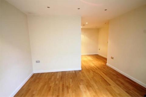 2 bedroom terraced house to rent, Comer House, Station Road, Barnet, EN5 1QJ