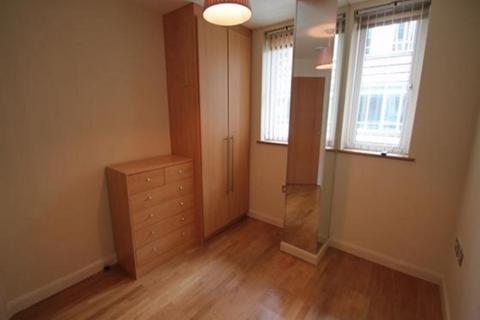 2 bedroom terraced house to rent, Comer House, Station Road, Barnet, EN5 1QJ