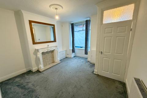 2 bedroom terraced house to rent, Craig Street, Darlington DL3