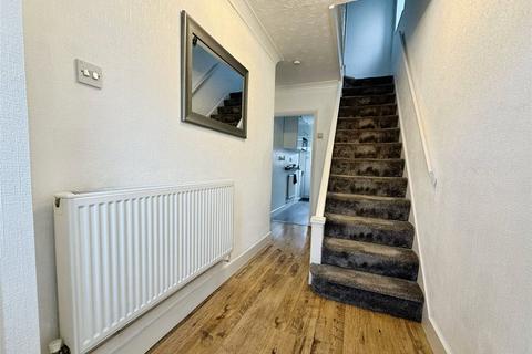 3 bedroom semi-detached house for sale, Gipsy Road, Welling DA16