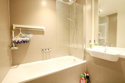 2 bedroom flat to rent, Eastern Point, Edgware Road, Colindale, NW9