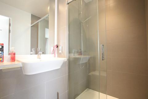 2 bedroom flat to rent, Eastern Point, Edgware Road, Colindale, NW9