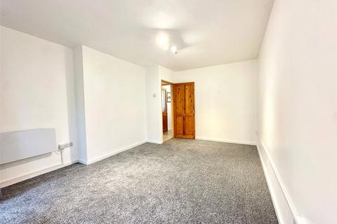 2 bedroom apartment to rent, Hayward Gardens, London, SW15