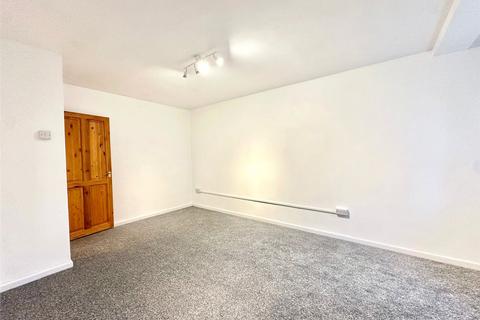 2 bedroom apartment to rent, Hayward Gardens, London, SW15
