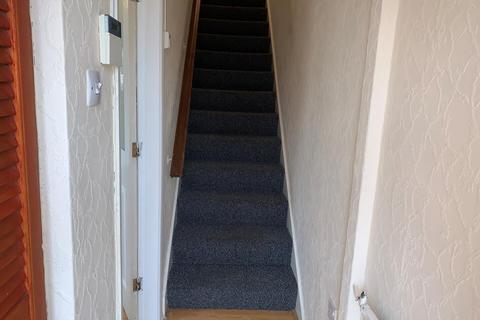 2 bedroom house to rent, Huntsmans Way