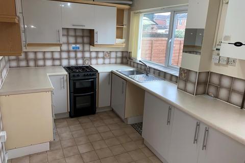 2 bedroom house to rent, Huntsmans Way