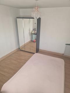 undefined, Tokyngton Avenue, Wembley HA9