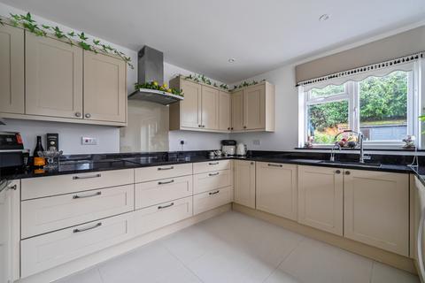 4 bedroom semi-detached house for sale, Glebe Road, Crondall, Farnham, GU10