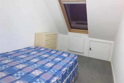 2 bedroom apartment to rent, Bow Road, London