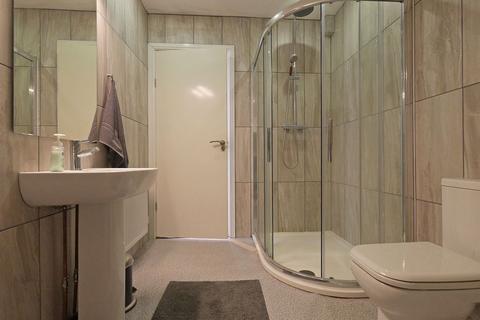 1 bedroom in a flat share to rent, 37 Crowthorn Road, Ashton-Under-Lyne, OL7