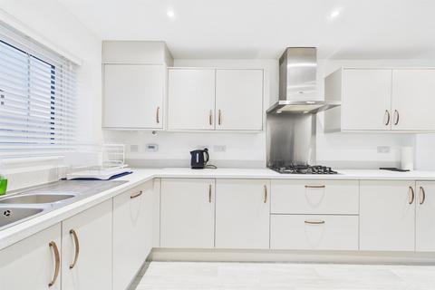4 bedroom property to rent, Stoney Wood Drive, Wynyard, Billingham
