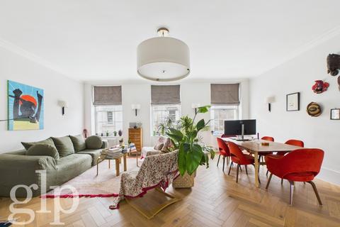 3 bedroom apartment to rent, Montague Street, Bloomsbury, WC1B