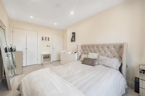 2 bedroom flat for sale, Rose Hill, Sutton