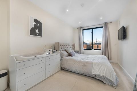 2 bedroom flat for sale, Rose Hill, Sutton