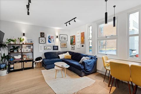 2 bedroom apartment for sale, Conningham Road, Shepherds Bush, London, W12