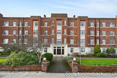 Studio to rent, Holmefield Court, Belsize Grove NW3