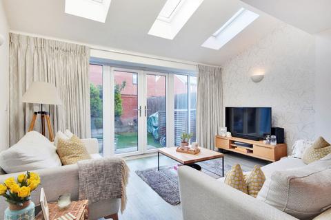 2 bedroom end of terrace house for sale, Caxton Park, Northfleet, Gravesend, Kent, DA11 8GA