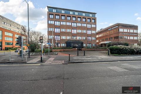 1 bedroom apartment for sale, Bath Road, Slough, Berkshire, SL1